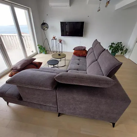 Penthouse Eva