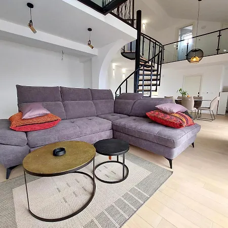 Penthouse Eva