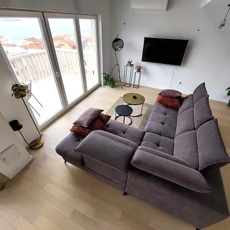 Penthouse Eva Primošten