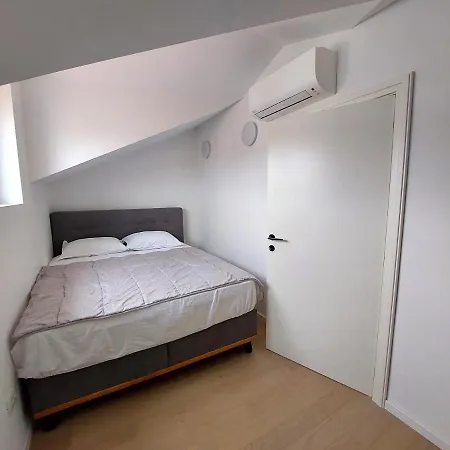Apartmán Penthouse Eva Primošten